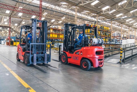 alquilar equipos de montacargas 2